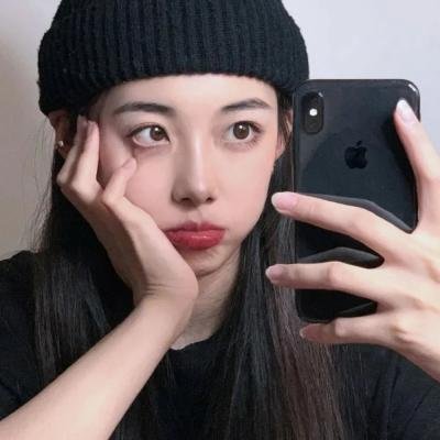 开局替嫁植物人，系统助我荒年成团宠